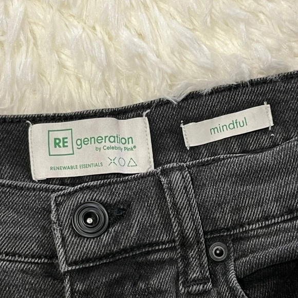 RE generation by Celebrity Pink-mindful Jeans Size 7/28 - Picture 9 of 10